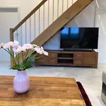 Apartment Bg Living & Hosting - Stylish Luxury In The Center - Parking, Wifi & Washing Machine *
