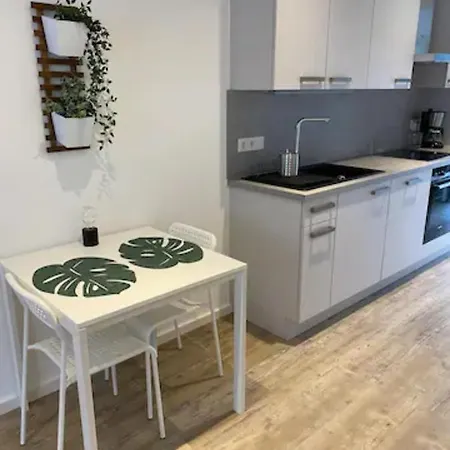 Bg Living & Hosting - Stylish Luxury In The Center - Parking, Wifi & Washing Machine Appartement *