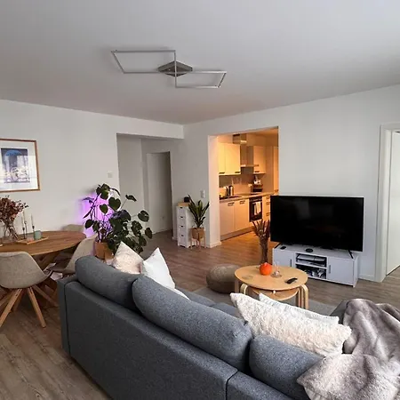 Bg Living & Hosting - Stylish Luxury In The Center - Parking, Wifi & Washing Machine