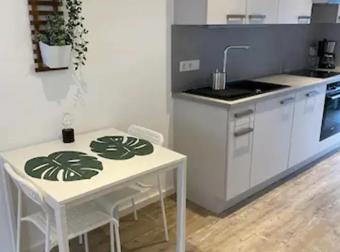 Bg Living & Hosting - Stylish Luxury In The Center - Parking, Wifi & Washing Machine アパート *