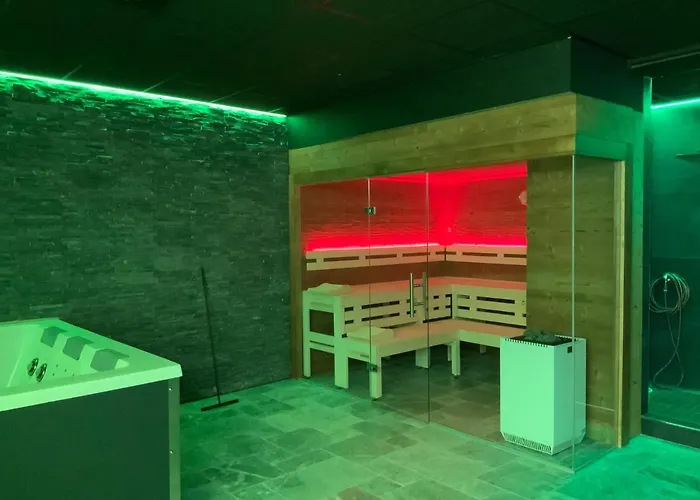 Bg Living & Hosting - Stylish Luxury In The Center - Parking, Wifi & Washing Machine * トリーア